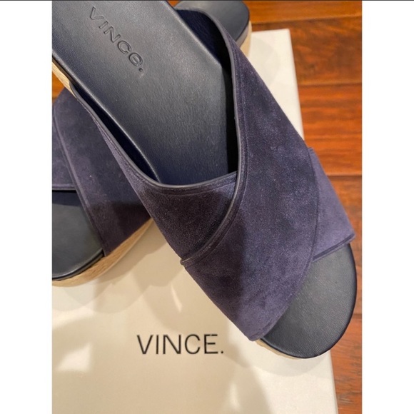 Vince suede slip in slippers. Brand new with box - Picture 6 of 8